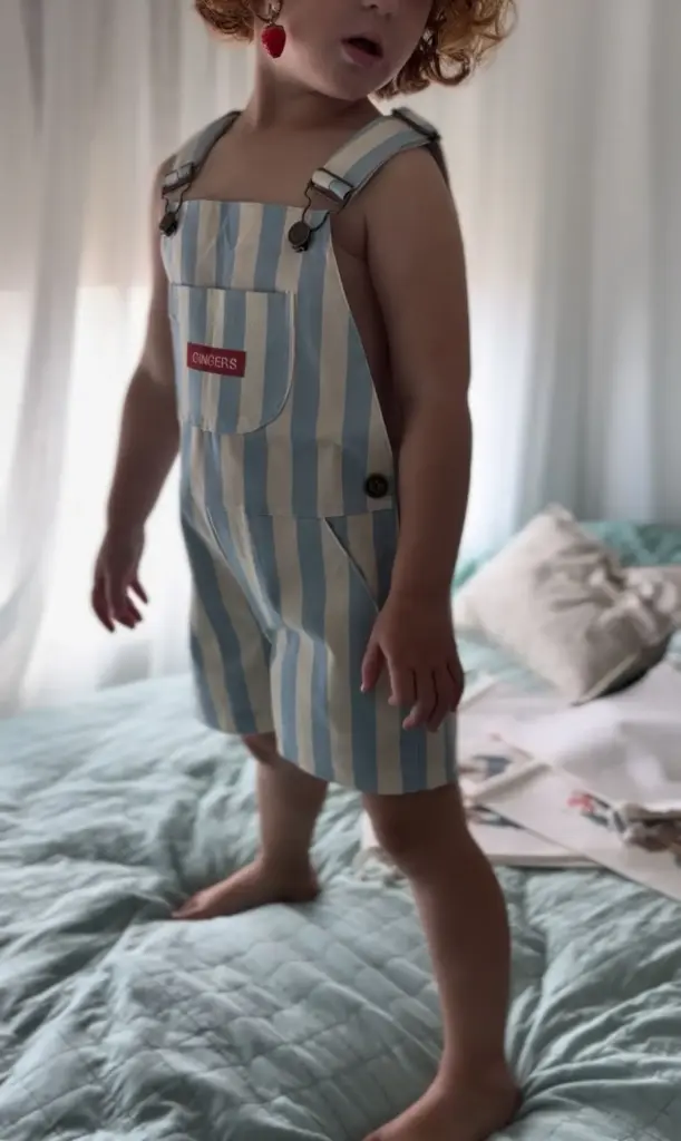 Uruguay verano short rayas celestes y verdes